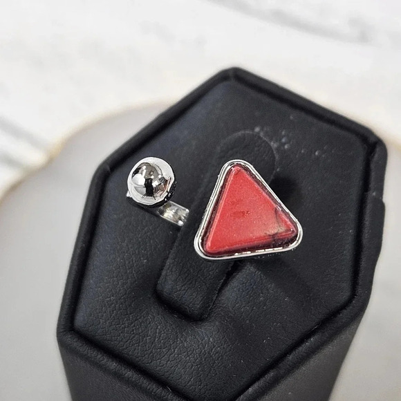 Red Arrow Adjustable Fashion Ring A55 - Picture 7 of 12